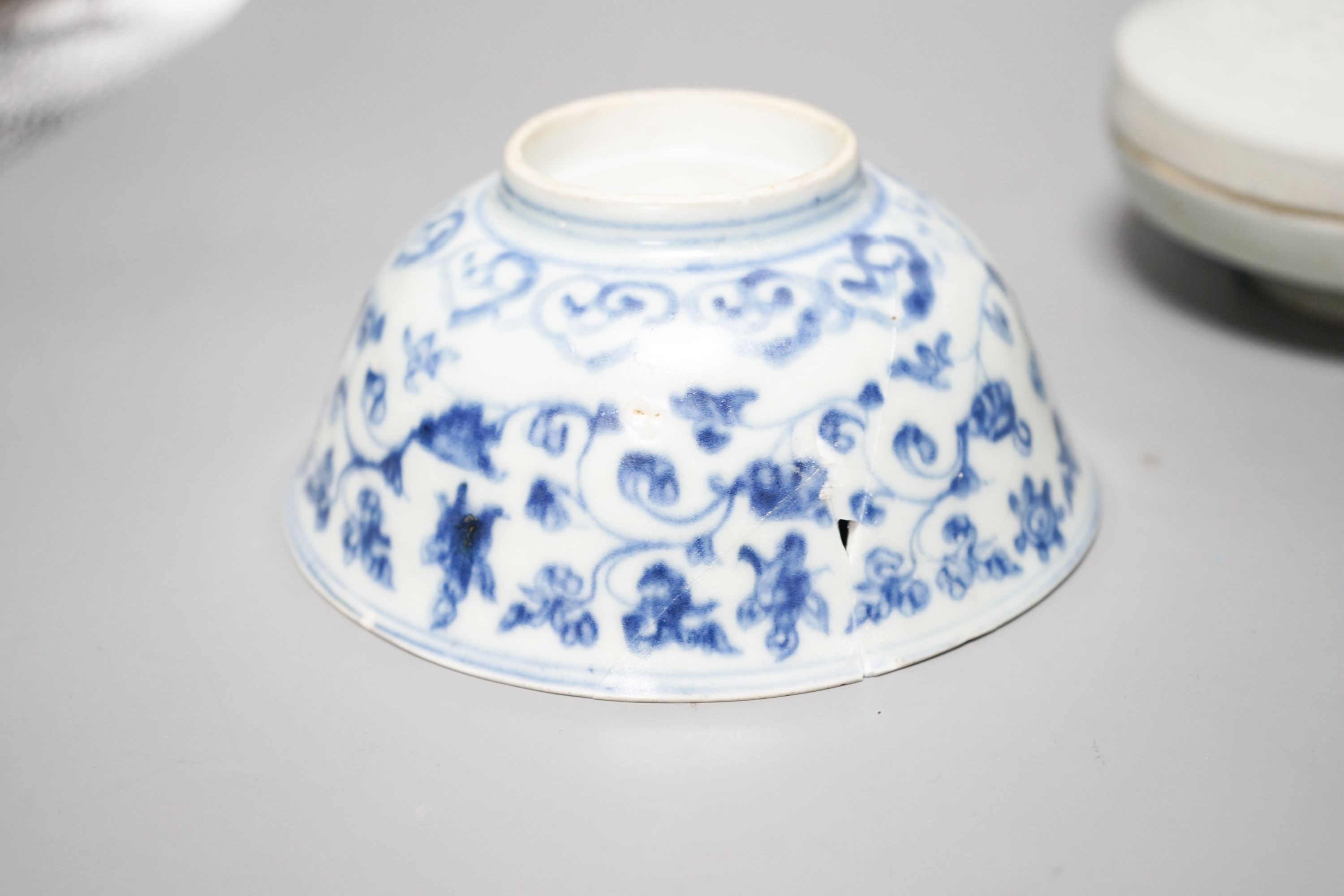 A Chinese blue and white bowl and a Qingbai type box and cover, Ming Dynasty or later Chinese, 15cm